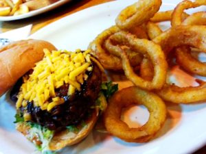 Restaurant Review: Fuddruckers, Ezdan Mall