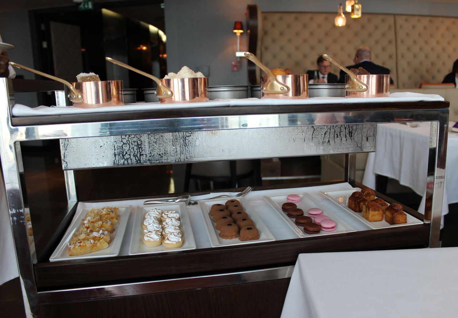 La Varenne Doha Qatar Eating Desserts Trolley