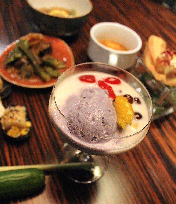 filipino-food-doha-qatar-halo-halo-ube-icecream