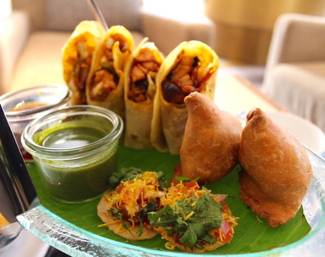indian-afternoon-tea-westin-doha-luxe-lounge-qatareating-chicken-wraps-chaat