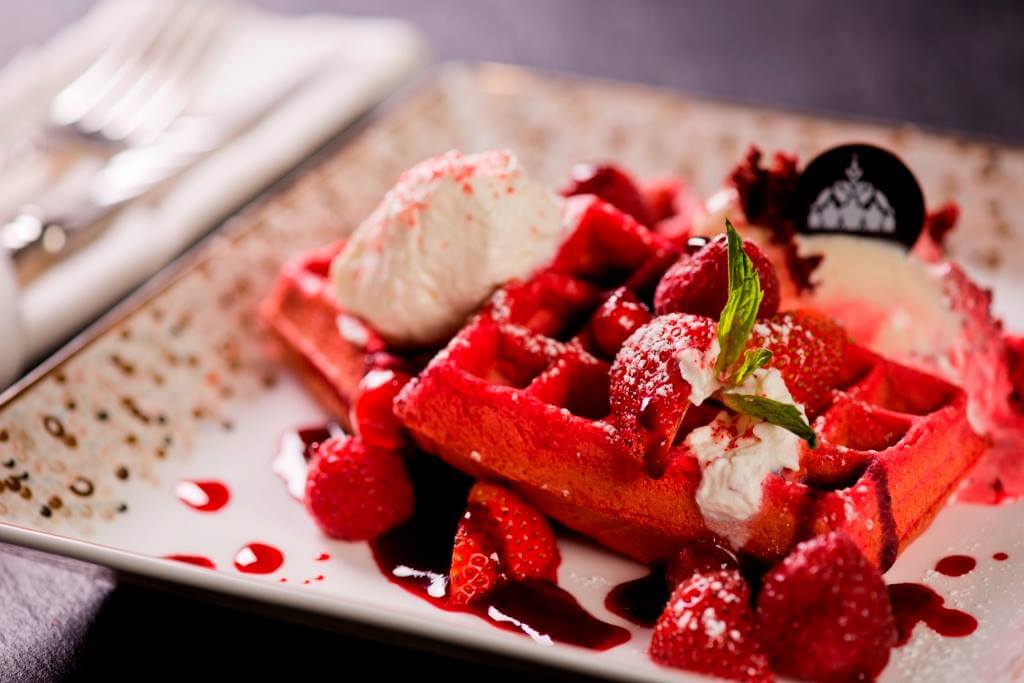 red qatar velvet cake Cafe Velvet â€“ Mania Red Murano