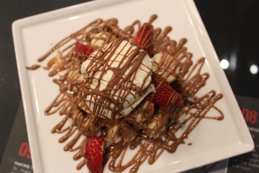 Wondrous Waffles at Waffle Factory! Qatar Eating